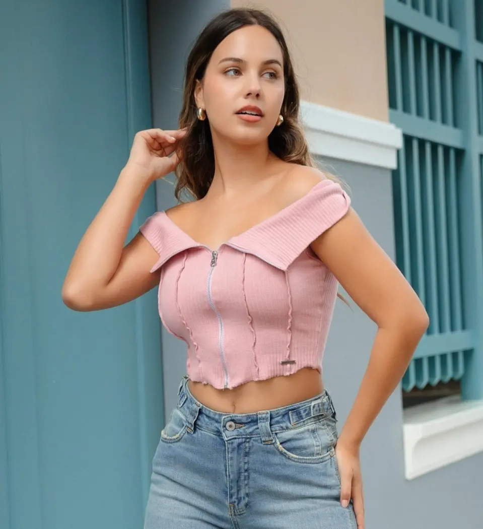 Top Camila Rosa – Estilo y Suavidad en Tela Rib